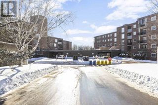 Photo 1: 313 MacDonald AVE in Sault Ste. Marie: Condo for sale : MLS®# SM240146