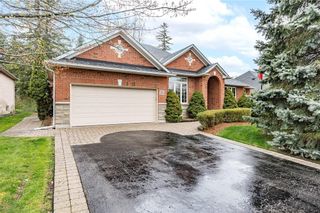 Photo 2: 251 Foxridge Drive in Ancaster: House for sale : MLS®# H4192756