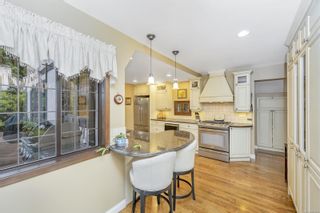 Photo 15: 984 Kentwood Terr in Saanich: SE Broadmead House for sale (Saanich East)  : MLS®# 885654