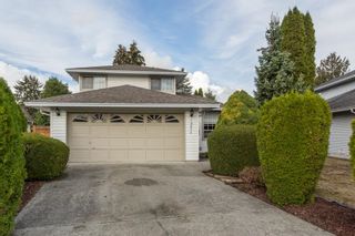 Photo 1: 19275 123 Avenue in Pitt Meadows: Mid Meadows House for sale : MLS®# R2735639