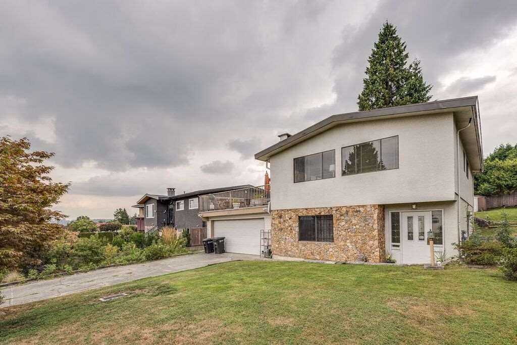 Main Photo: 8245 BURNFIELD Crescent in Burnaby: Burnaby Lake House for sale (Burnaby South)  : MLS®# R2300353