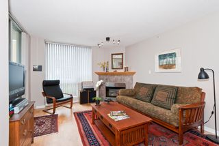 Photo 3: 311 1978 VINE Street in Vancouver: Kitsilano Condo for sale in "THE CAPERS BUILDING" (Vancouver West)  : MLS®# V954905