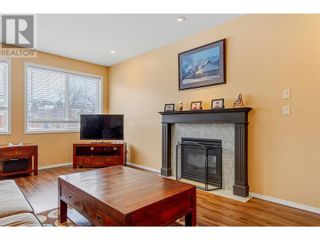 Photo 14: 433 Fortress Crescent in Vernon: House for sale : MLS®# 10306098