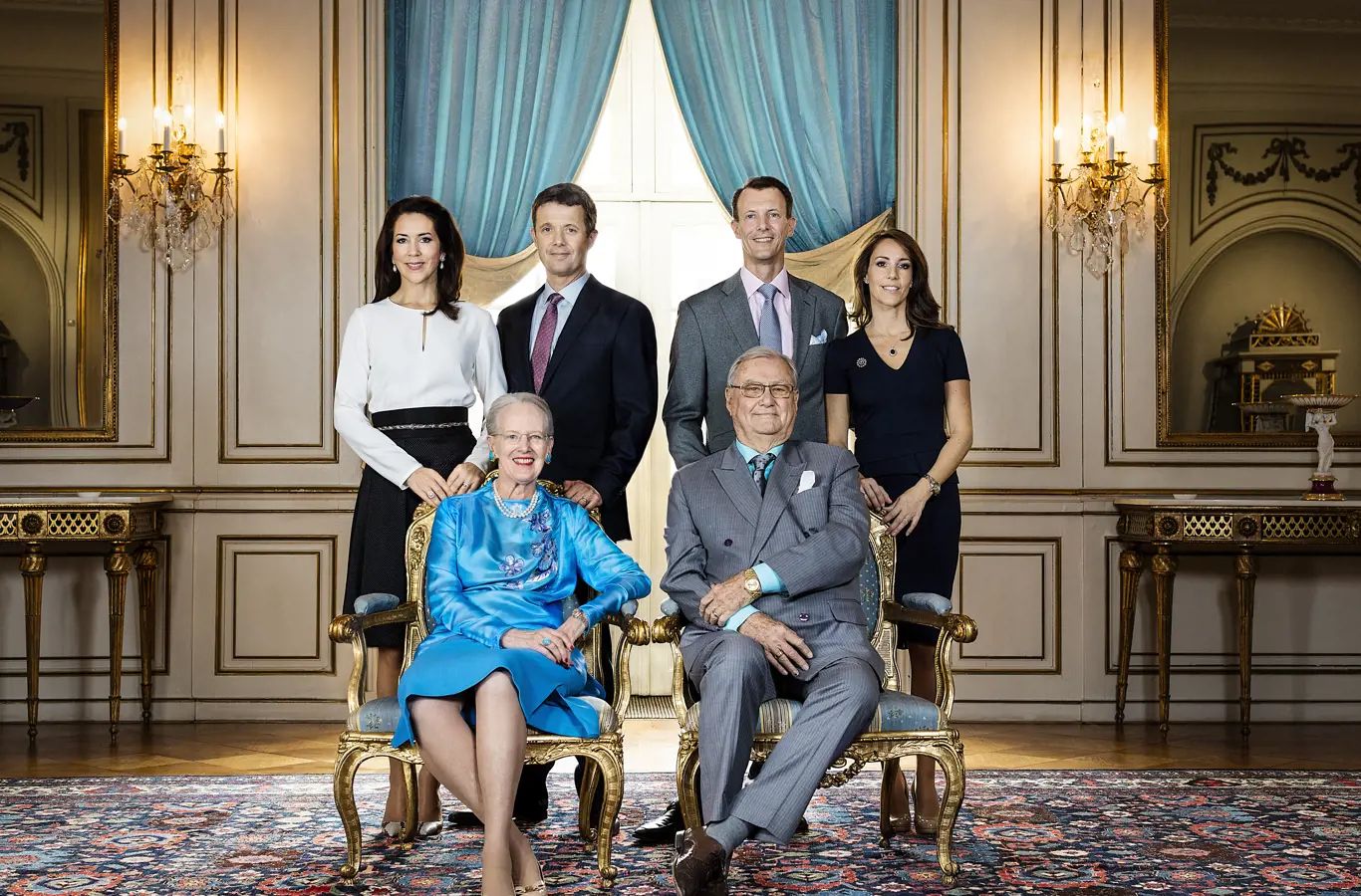 Royal Family Official Portrait on Queen's Birthday in 2016. HM Queen Margrethe II, Prince Henrik (d. 2018), Princess Mary, Crown Prince Henrik, Prince Joachim, Princess Alexandra. Foto: Steen Brogaard, Kongehuset©