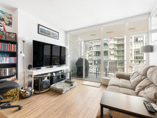 Photo 4: 1605 2311 BETA Avenue in Burnaby: Brentwood Park Condo for sale in "Lumina" (Burnaby North)  : MLS®# R2797510