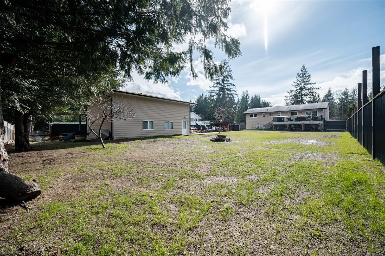 Main Photo: 4818 Andy Rd in Campbell River: CR Campbell River South House for sale : MLS®# 897442