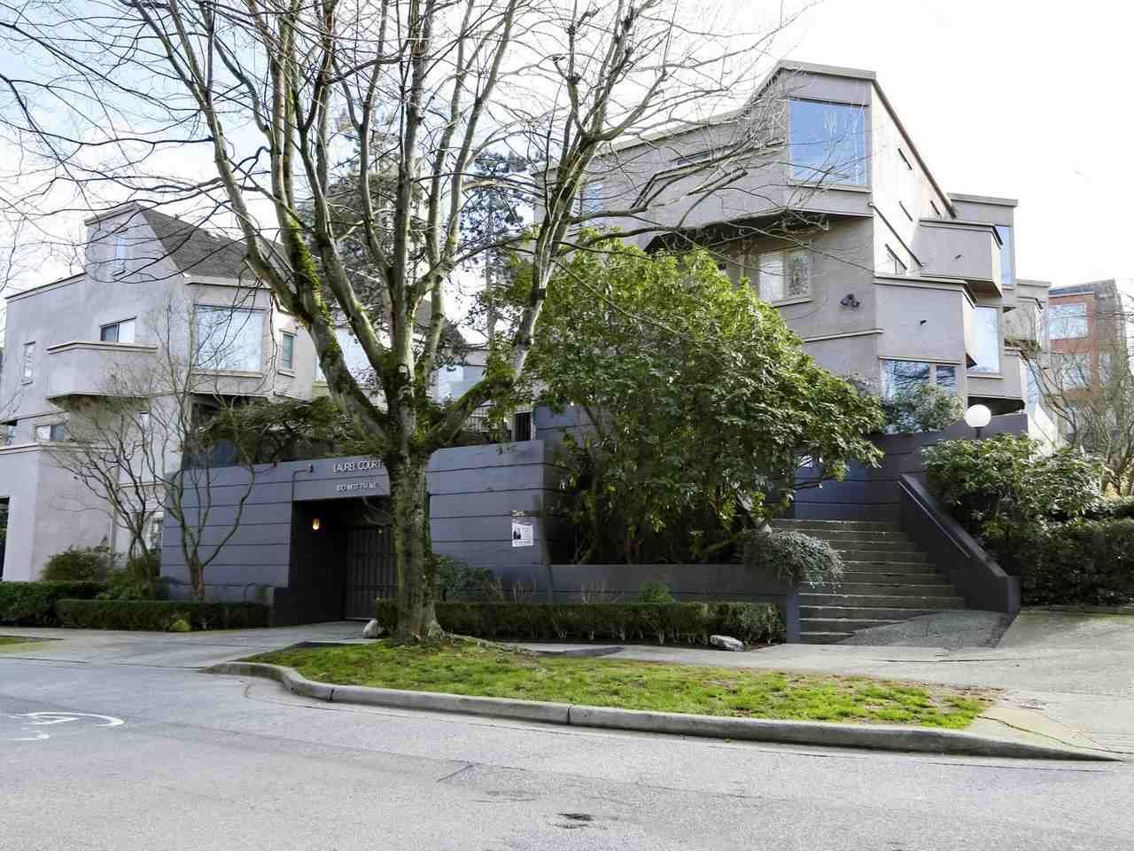 Main Photo: 12 870 W 7TH Avenue in Vancouver: Fairview VW Townhouse for sale (Vancouver West)  : MLS®# R2436004