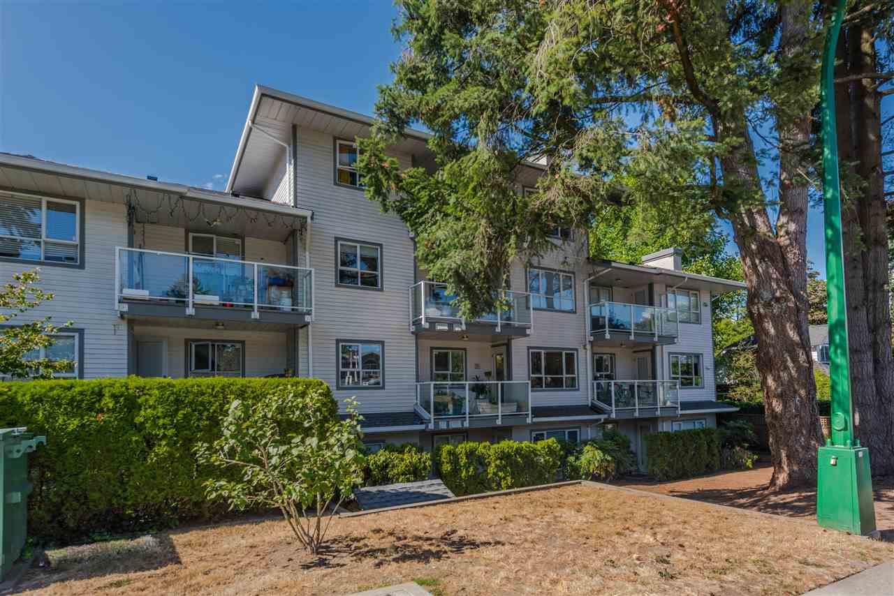 Main Photo: 202 5577 SMITH Avenue in Burnaby: Central Park BS Condo for sale in "COTTONWOOD GROVE" (Burnaby South)  : MLS®# R2204336