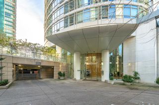 Photo 3: 1805 1288 ALBERNI Street in Vancouver: West End VW Condo for sale in "THE PALISADES" (Vancouver West)  : MLS®# R2741613