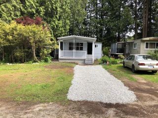 Main Photo: 8 35584 DURIEU Road in Mission: Durieu Manufactured Home for sale in "Cedar Acres Mobile Home Park" : MLS®# R2699975