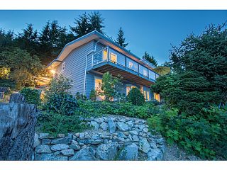 Photo 1: 561 KILDONAN Road in West Vancouver: Glenmore House for sale : MLS®# V1078536