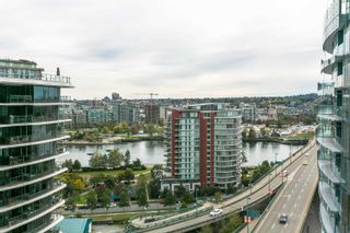 Photo 2: 1613 89 NELSON Street in Vancouver: Yaletown Condo for sale in "THE ARC" (Vancouver West)  : MLS®# R2783665