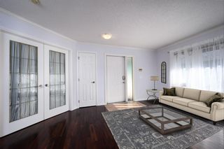 Photo 3: 2542 17 Avenue SW in Calgary: Shaganappi Row/Townhouse for sale : MLS®# A1258748