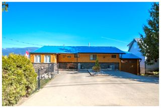 Photo 2: 1643 Blind Bay Road: Sorrento House for sale (Shuswap Lake)  : MLS®# 10176799