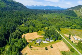 Photo 2: 3775 Mountain Rd in Cobble Hill: ML Cobble Hill House for sale (Malahat & Area)  : MLS®# 886261