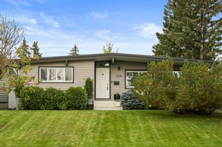 Photo 1: 5316 La Salle Crescent SW in Calgary: Lakeview Detached for sale : MLS®# A1257601
