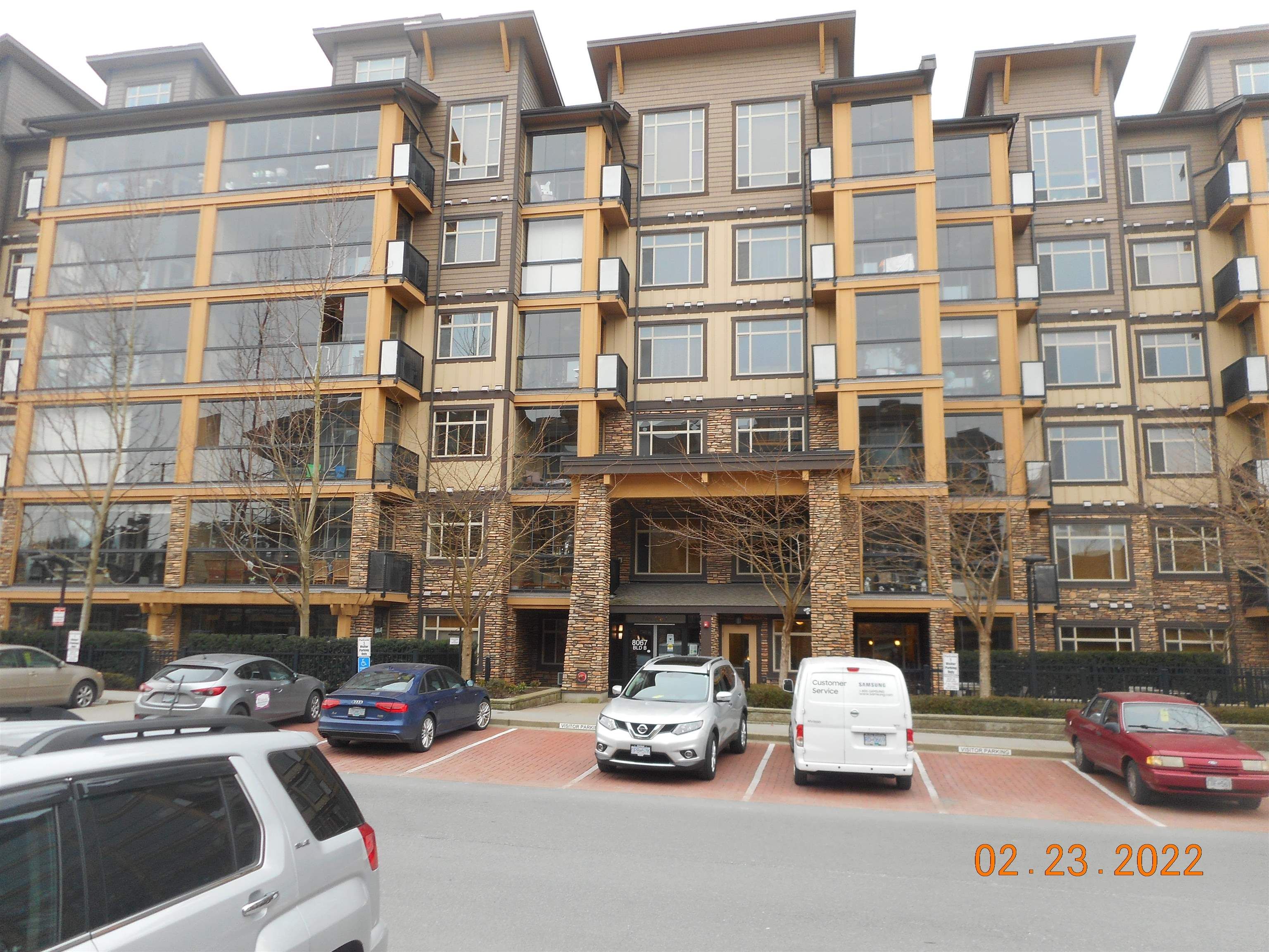 Main Photo: 116 8067 207 Street in Langley: Willoughby Heights Condo for sale in "Yorkson Creek Parkside 1" : MLS®# R2665915