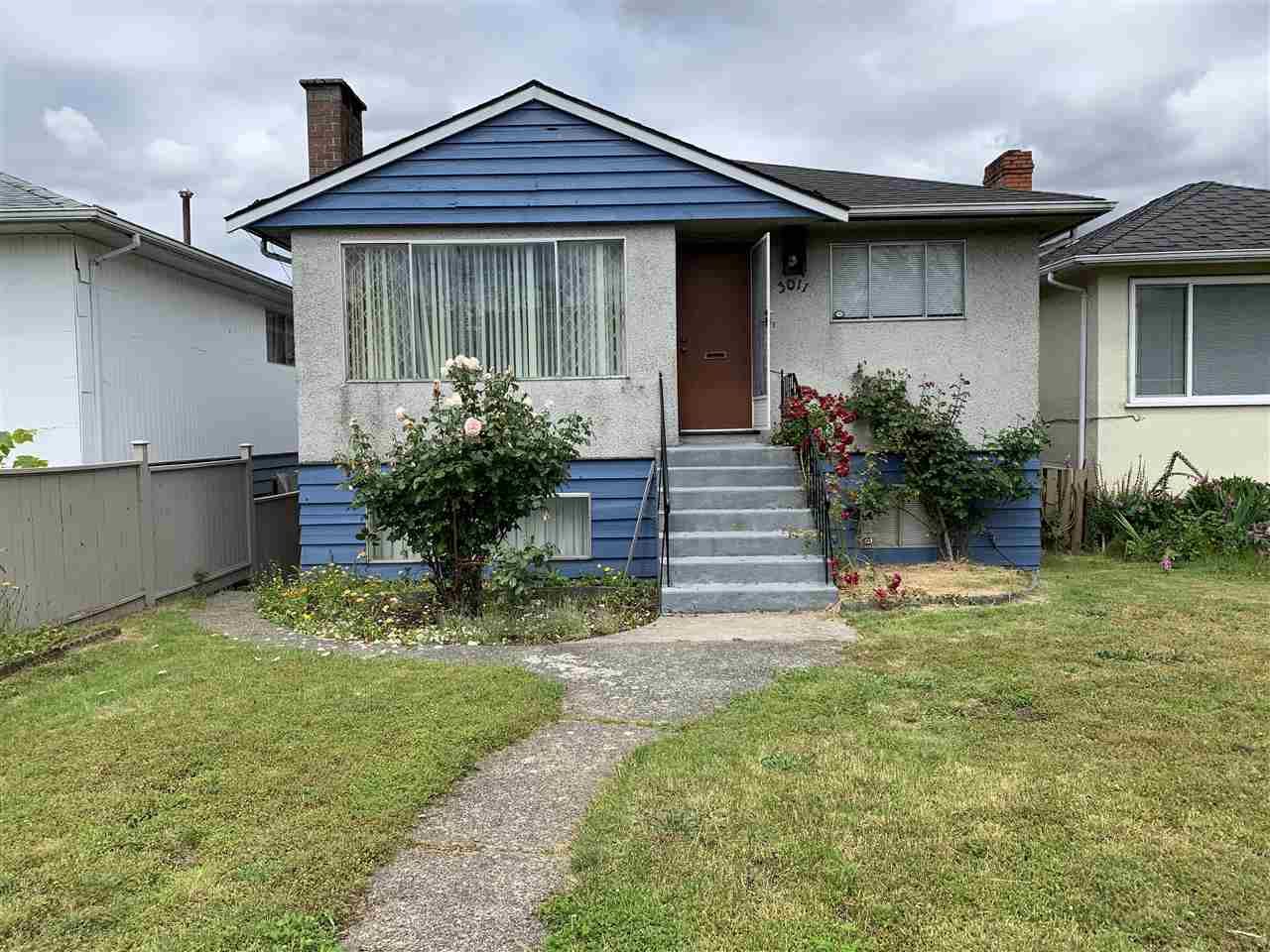 Main Photo: 3011 E 20TH Avenue in Vancouver: Renfrew Heights House for sale in "RENFREW HEIGHTS" (Vancouver East)  : MLS®# R2468118