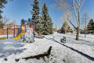 Photo 30: 44 Woodmont Rise SW in Calgary: Woodbine Detached for sale : MLS®# A2033461
