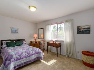Photo 16: 2744 CANIM Avenue in Coquitlam: Coquitlam East House for sale : MLS®# R2059408