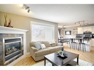 Photo 4: 544 COUGAR RIDGE Drive SW in Calgary: Cougar Ridge House for sale : MLS®# C4003202