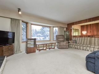 Photo 5: 3143 ROBINSON Road in North Vancouver: Lynn Valley House for sale : MLS®# R2428457