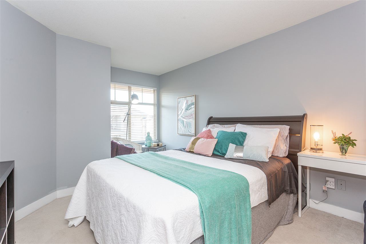 Photo 11: Photos: 406 12248 224 Street in Maple Ridge: East Central Condo for sale in "URBANO" : MLS®# R2338638