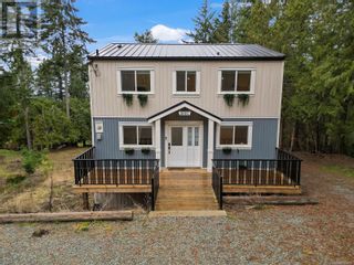 Photo 2: 2601 Gunwhale Rd in Pender Island: House for sale : MLS®# 954787