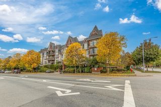 Photo 3: 117 17769 57 Avenue in Surrey: Cloverdale BC Condo for sale in "Clover Downs" (Cloverdale)  : MLS®# R2822323