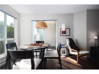 Photo 7: # 306 8495 JELLICOE ST in Vancouver: Fraserview VE Condo for sale (Vancouver East)  : MLS®# V1026912