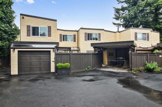 Photo 1: 702 2445 WARE Street in Abbotsford: Central Abbotsford Townhouse for sale in "Lakeside Terrace" : MLS®# R2389886