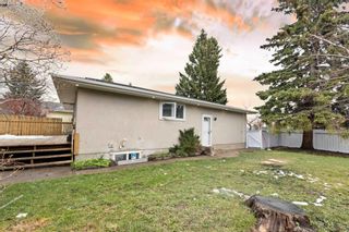 Photo 4: 411 Foritana Road SE in Calgary: Forest Heights Detached for sale : MLS®# A2128477