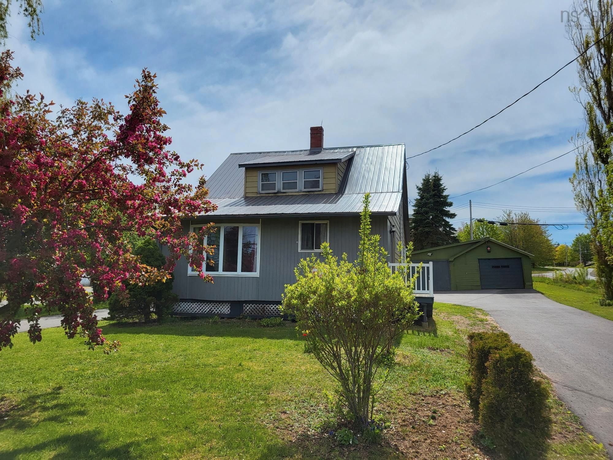 Main Photo: 1079 Highway 358 in Port Williams: Kings County Residential for sale (Annapolis Valley)  : MLS®# 202306689