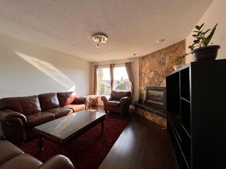 Photo 6: 11 BEARBERRY Crescent in Calgary: Beddington Heights Detached for sale : MLS®# A1252960