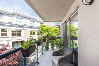 Photo 19: 225 332 LONSDALE Avenue in North Vancouver: Lower Lonsdale Condo for sale in "Calypso" : MLS®# R2386043