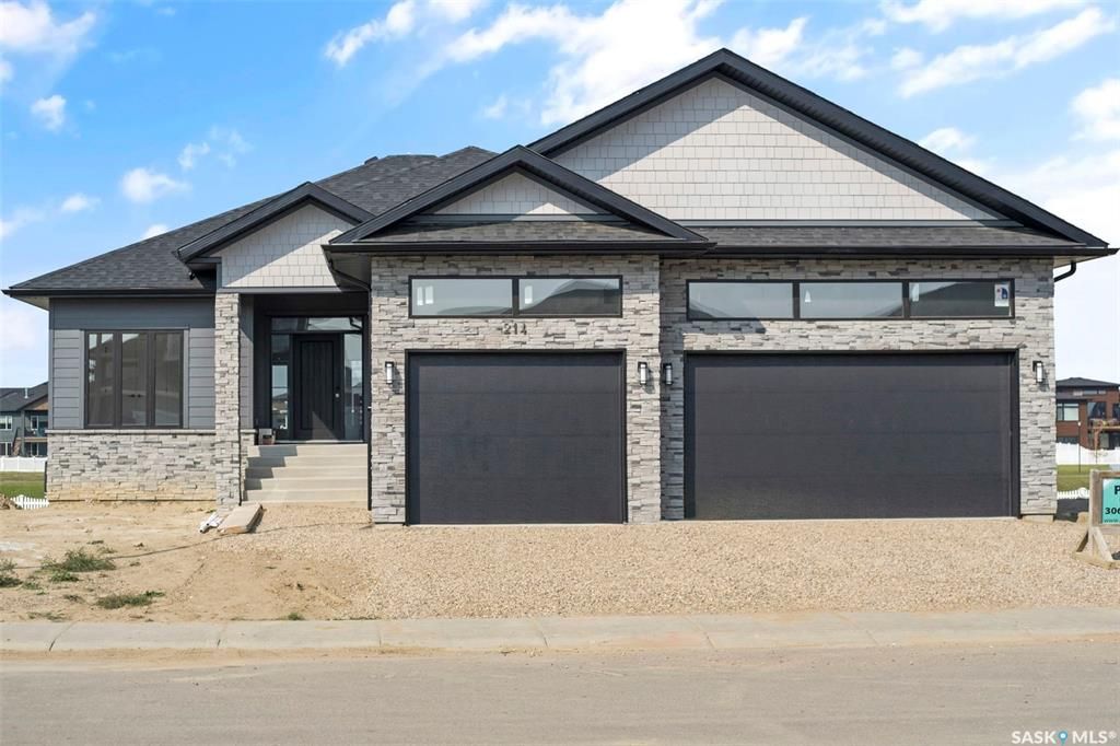 Main Photo: 214 Settler Crescent in Warman: Residential for sale : MLS®# SK945561