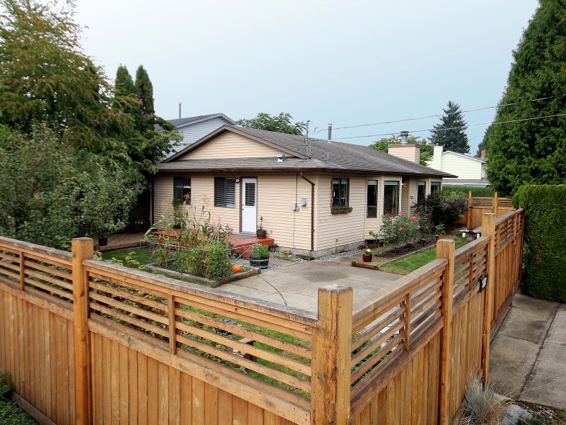 Main Photo: 9223 210TH ST in Langley: Walnut Grove House for sale : MLS®# F1320632