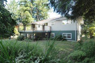 Photo 1: 1530 MERLYNN CRESCENT in North Vancouver: Westlynn House for sale : MLS®# R2392426