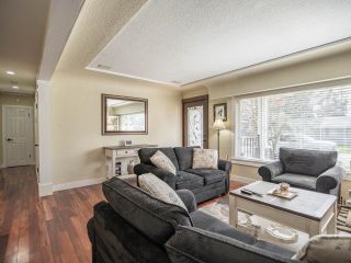 Photo 16: 33897 VICTORY Boulevard in Abbotsford: Central Abbotsford House for sale : MLS®# R2683944