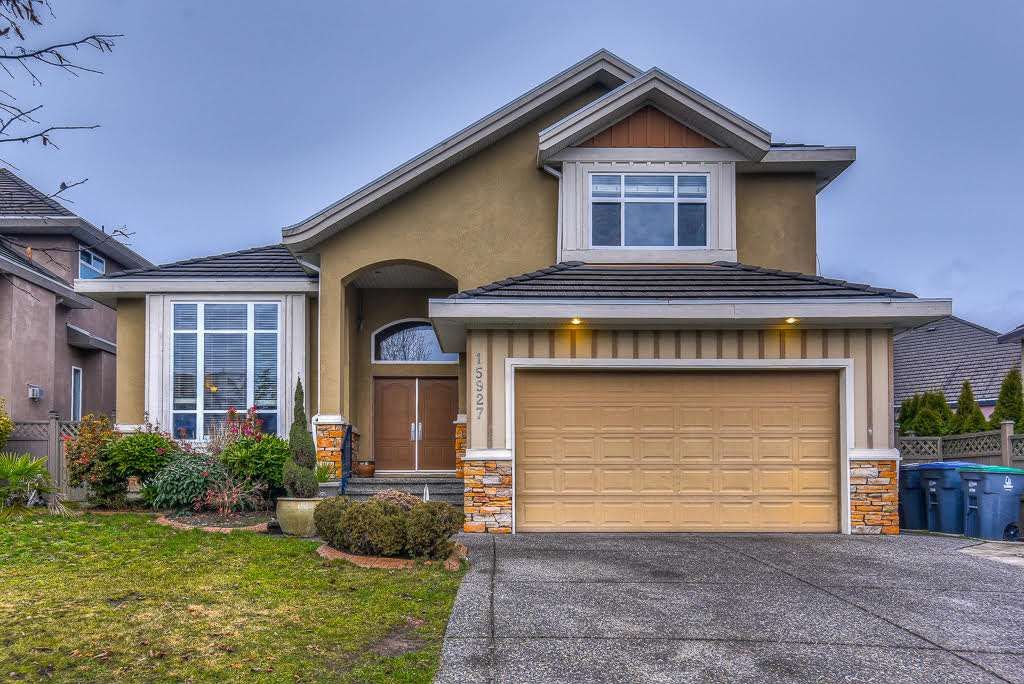 Main Photo: 15927 89A Avenue in Surrey: Fleetwood Tynehead House for sale : MLS®# R2228908