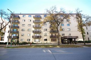 Photo 1: 204 250 Wellington Crescent in Winnipeg: Crescentwood Condominium for sale (1B)  : MLS®# 202304795