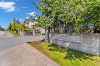 Photo 2: 60 14855 100 Avenue in Surrey: Guildford Townhouse for sale in "Hampstead Mews" (North Surrey)  : MLS®# R2777894
