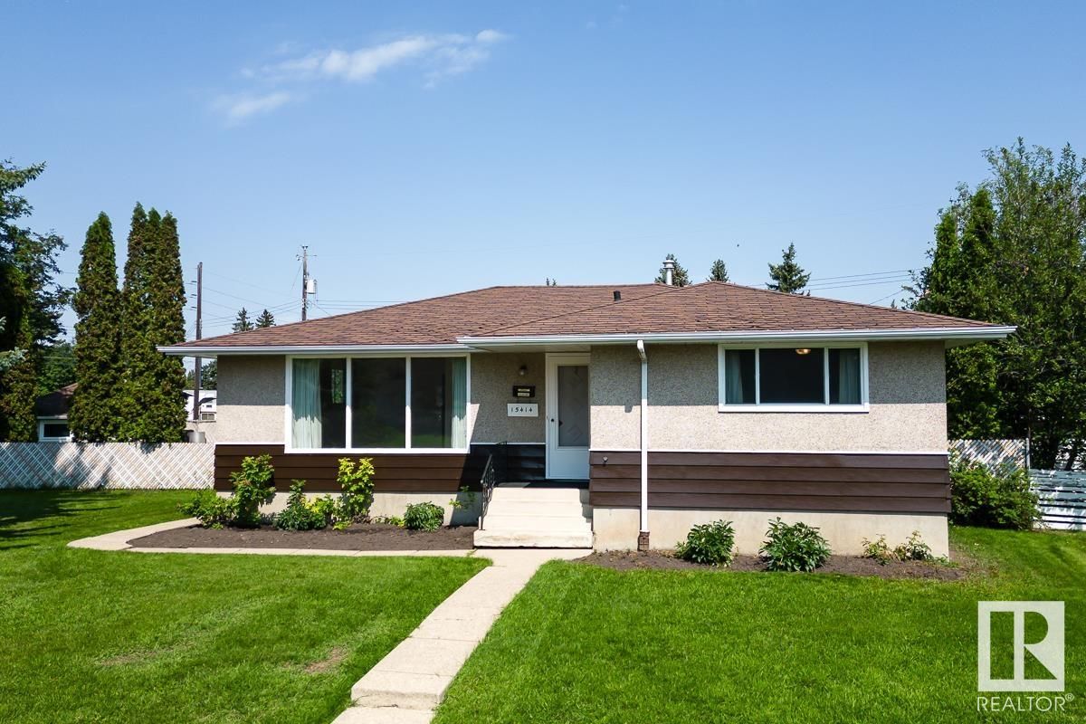 Main Photo: 15414 80 AV NW in Edmonton: Zone 22 House for sale : MLS®# E4354347