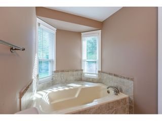 Photo 25: 13516 15A Avenue in Surrey: Crescent Bch Ocean Pk. House for sale (South Surrey White Rock)  : MLS®# R2515030