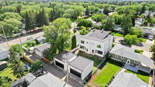 Photo 35: 1521 Ewart Avenue in Saskatoon: Holliston Residential for sale : MLS®# SK924702