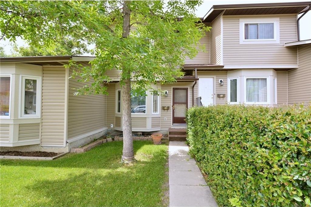 Main Photo: 34 FALSHIRE TC NE in Calgary: Falconridge House for sale : MLS®# C4129244