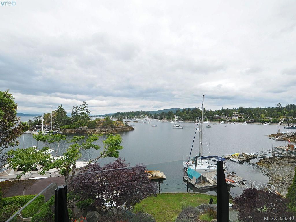 Main Photo: 770 Sea Dr in Central Saanich: CS Brentwood Bay House for sale : MLS®# 338240