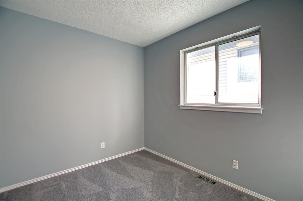 Photo 37: Photos: 4 Arbour Ridge Place NW in Calgary: Arbour Lake Detached for sale : MLS®# A1180923