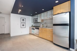 Photo 14: 1507 33 SMITHE Street in Vancouver: Yaletown Condo for sale in "COOPERS LOOKOUT" (Vancouver West)  : MLS®# R2539609