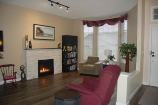 Photo 13: 51 9012 WALNUT GROVE Drive in Langley: Walnut Grove Townhouse for sale in "Queen Anne Green" : MLS®# R2759948